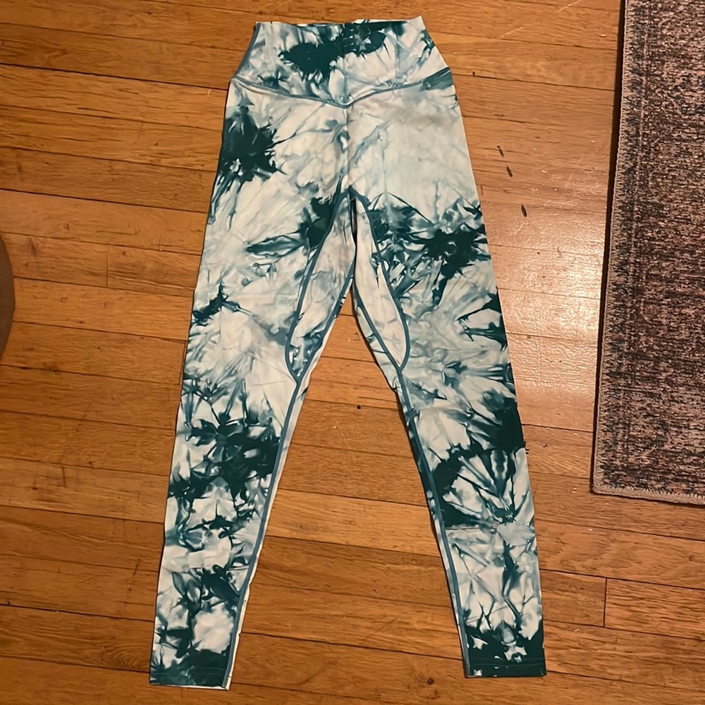 Balance Athletica OG pant leggings in tie dye marine size small